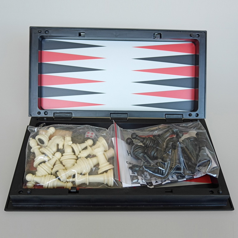 Xadrez magnético dobrável 25cm - Board Game Operation avaliação e preço